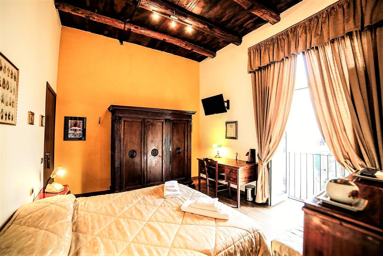 San Gennaro Couette-café Naples